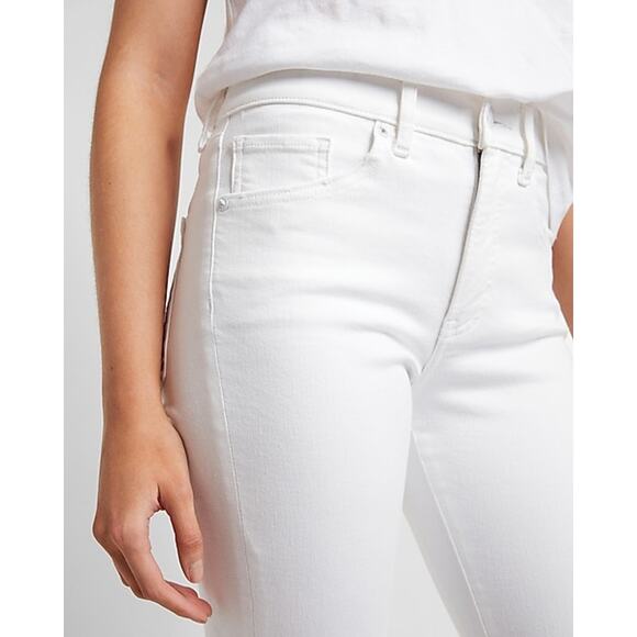 NEW Express Mid Rise White Ripped Super Soft Skinny Jeans - 10 - Picture 7 of 14